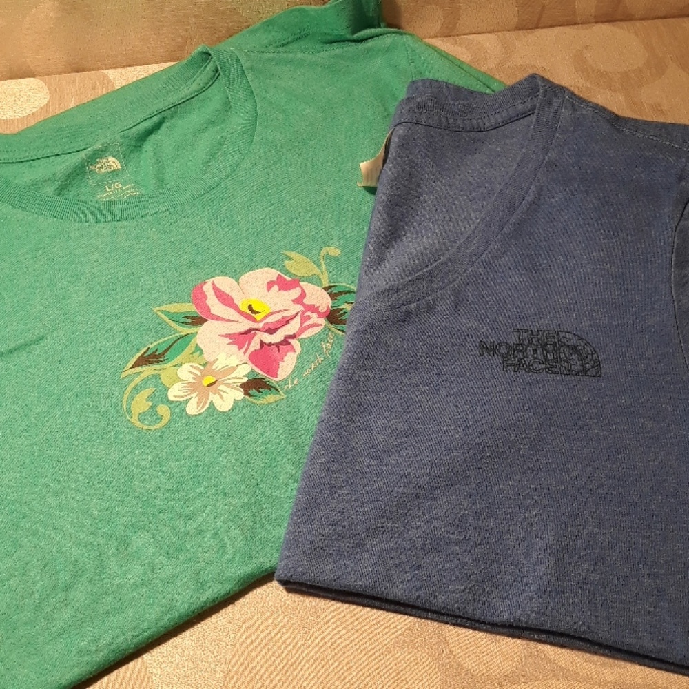 North Face t shirt Bundle